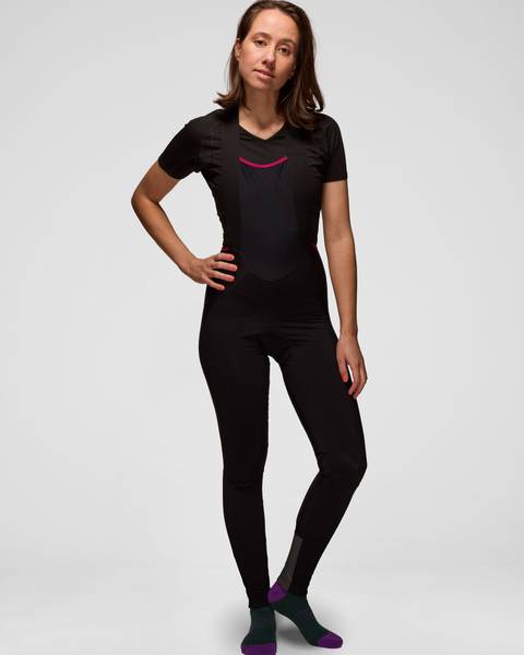 Model is wearing a size XS bib tight